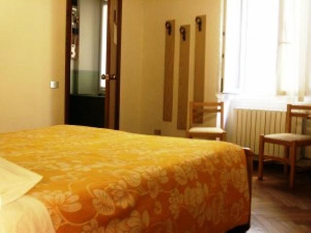 Albergo Corona سالسوماجّوري تيرمي المظهر الخارجي الصورة